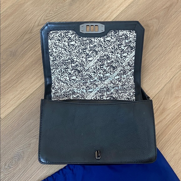 Rebecca Minkoff Black Chevron Crossbody Bag - Picture 2 of 11